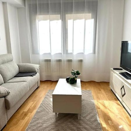 Studio 14 + Garaje Incluido. Nuevo, Elegante, Acogedor. Haro Exteriör bild