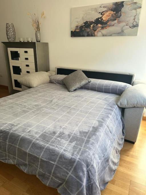 Studio 14 + Garaje Incluido. Nuevo, Elegante, Acogedor. Haro Exteriör bild